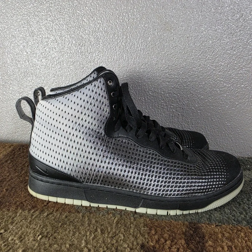 NIKE KD VIII  Shoes Mens Size 12 NSW Lifestyle Silver Black 749637–0046/20/15